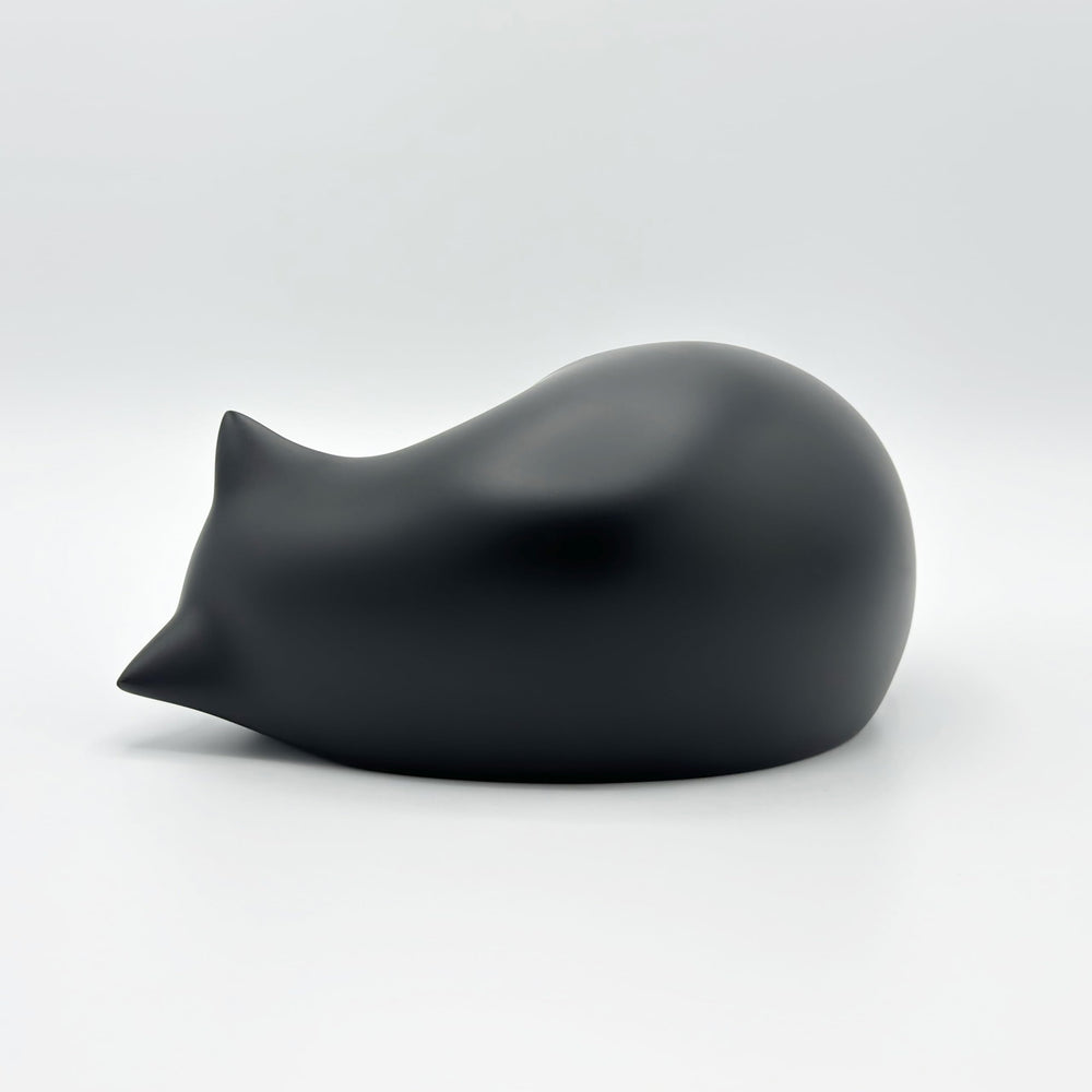 Comemori sleeping cat urn black assembly, easy screw-on disc and included bag