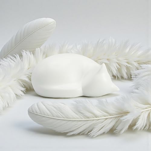 Comemori Sleeping Cat Urn White matte-finish closeup highlights premium finish and calming aesthetic.