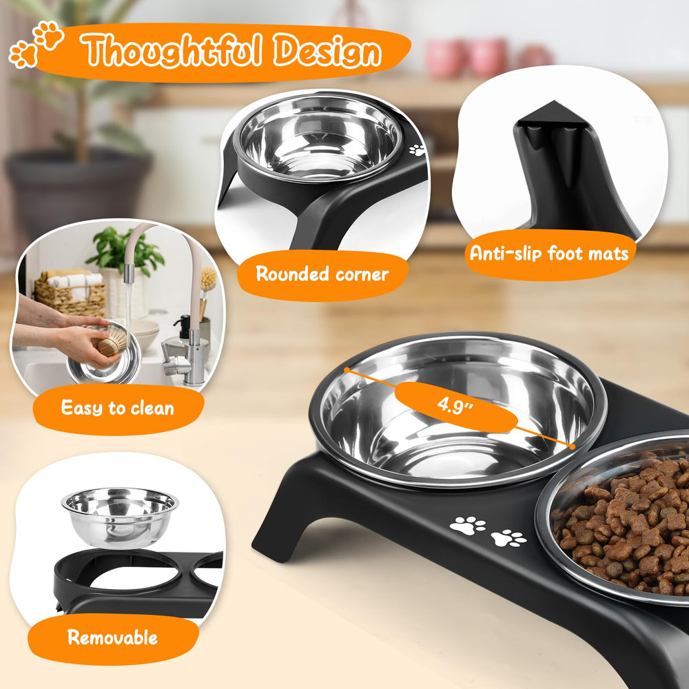 COMESOON thickened stainless steel bowls keep food and water separate.