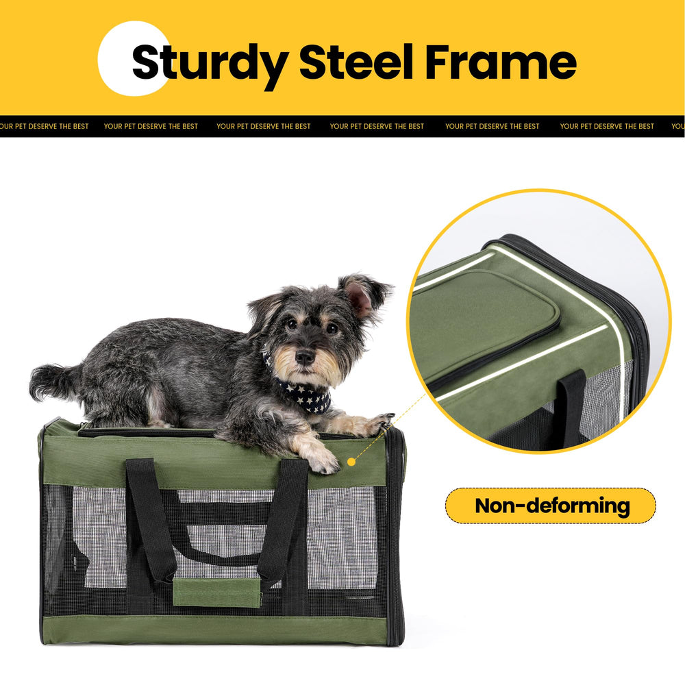 Conlun Cat Carrier padded adjustable shoulder strap for comfort.
