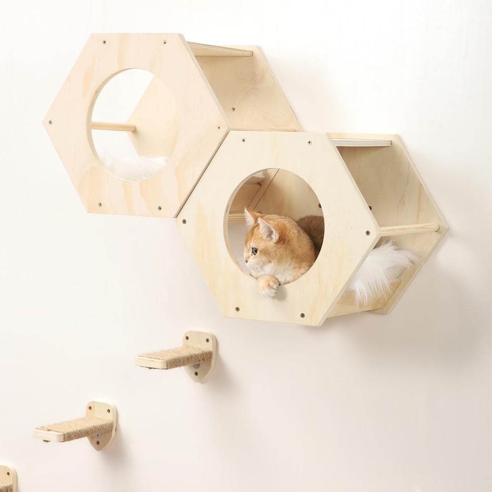 COOLEX KATRIS large base creates a roomy sleep area on the wall.