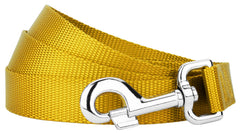 Country Brook Petz easy snap showcases quick secure attachment during walks