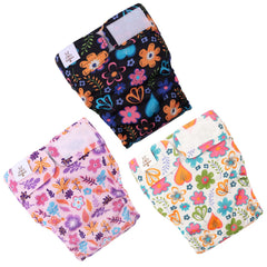 CuteBone No Tail Hole close-up showing waterproof shell and secure fit for docked-tail breeds