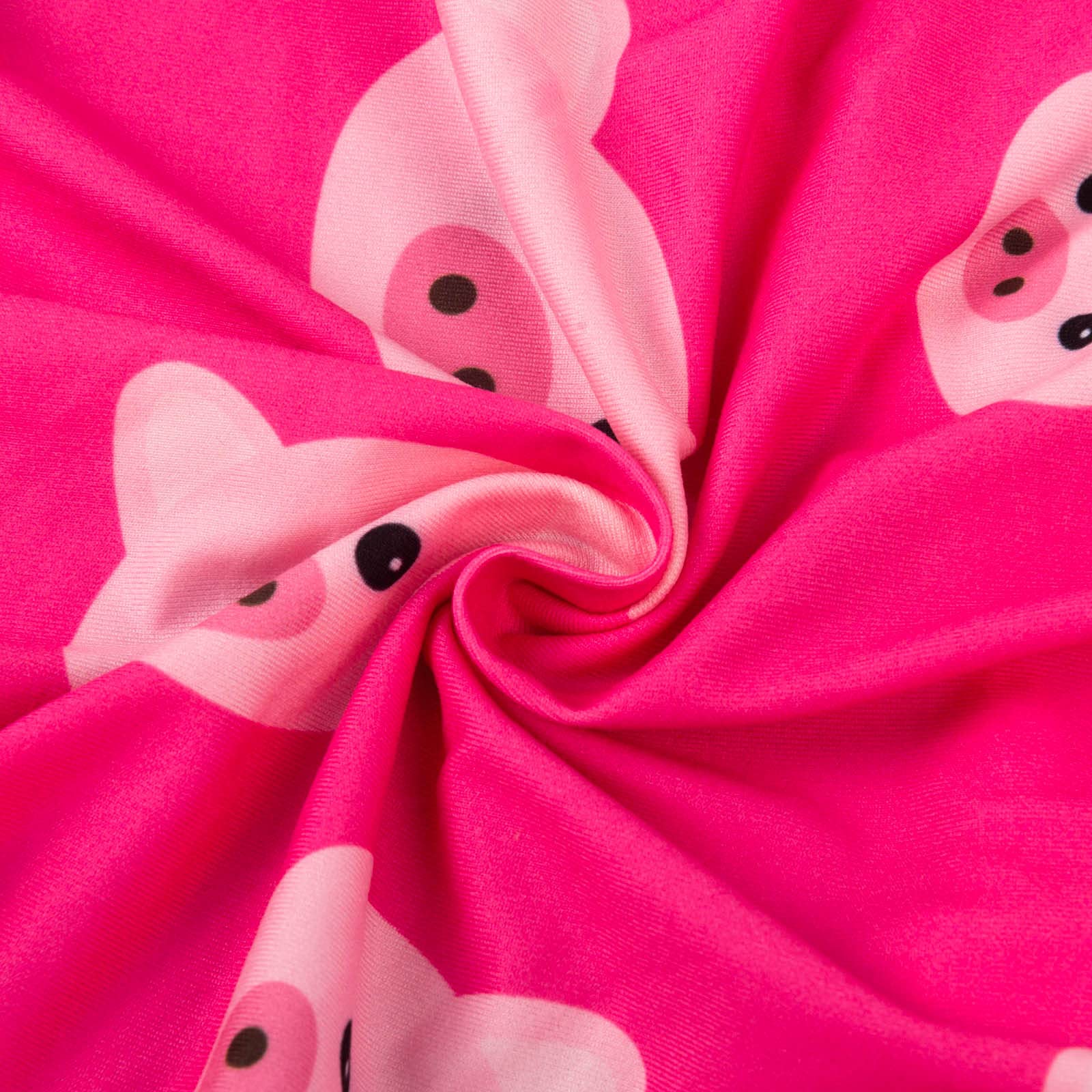 CuteBone large-dog coverage supports comfort during rest and light activity.