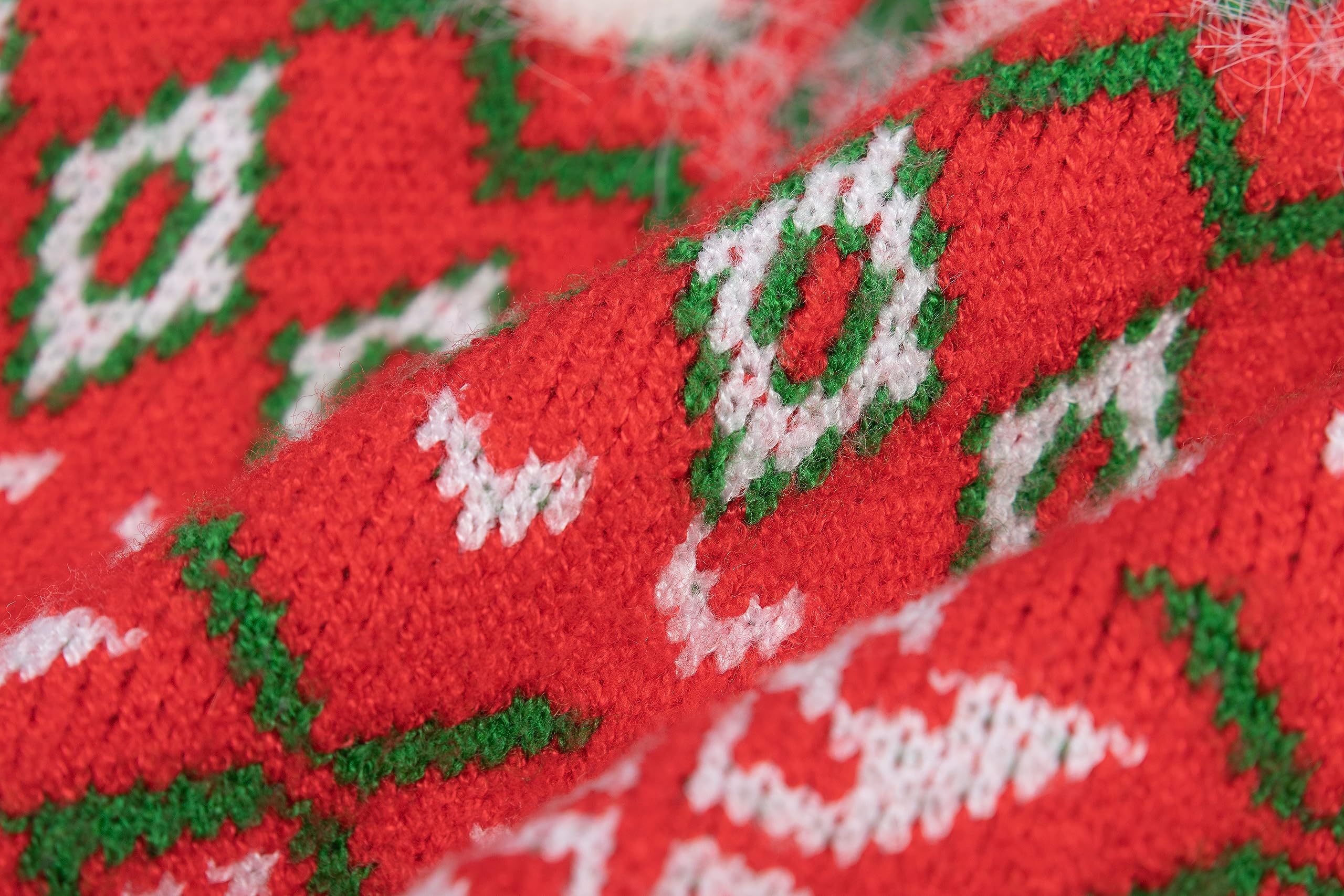 CuteBone snowflake-pattern-puppy-outfit creates a festive look for pets.