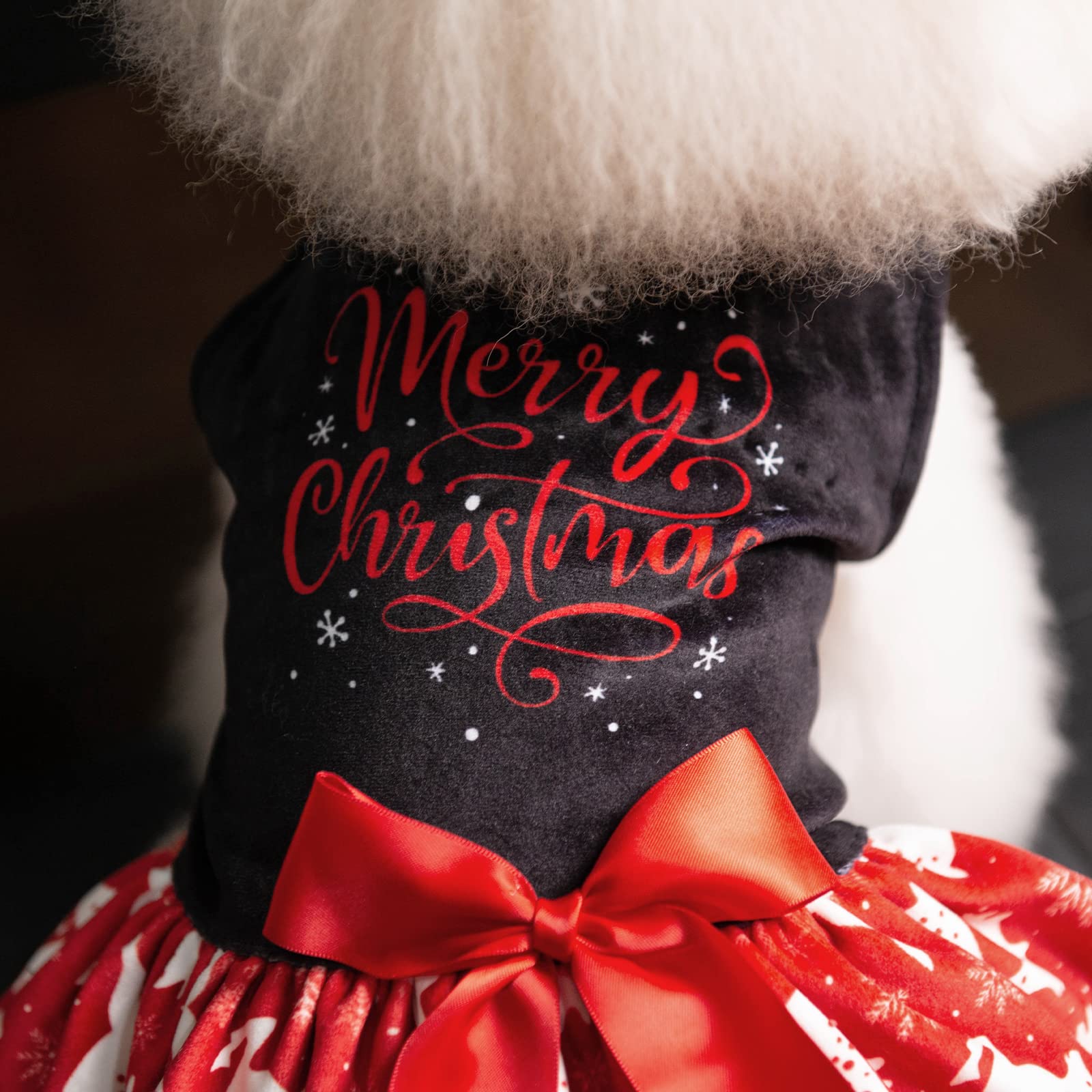 CuteBone soft-stretch velvet fabric provides breathable, cozy comfort.
