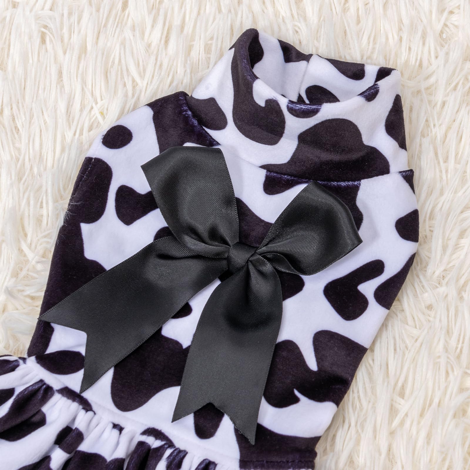 CuteBone velvet dress back view with a sleek pullover design for easy dressing.