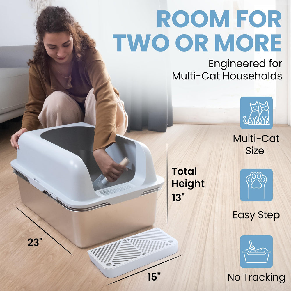 CVG GOODS XL multi-cat setup demonstrates organized, spacious litter zone