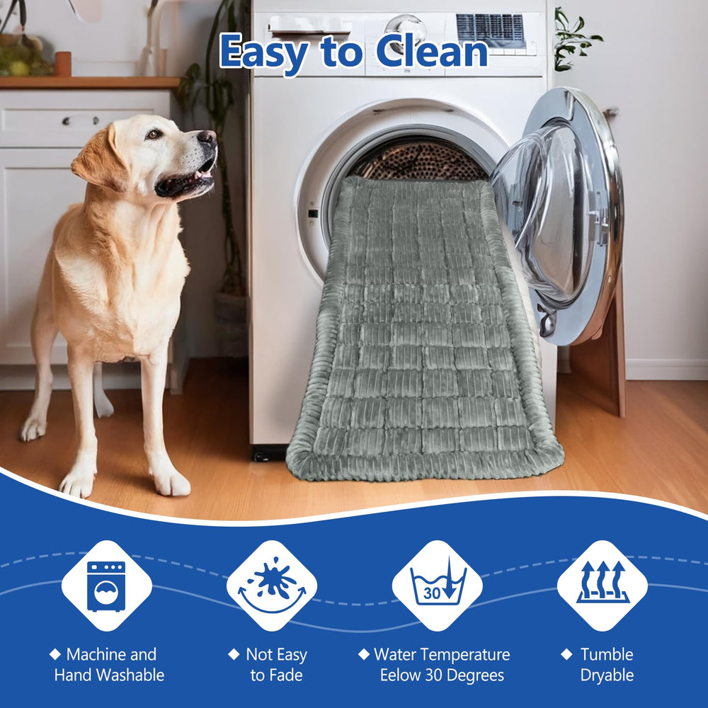 Cyhczx camping-outdoor-dog-bed-pad is ideal for travel and outdoor naps.