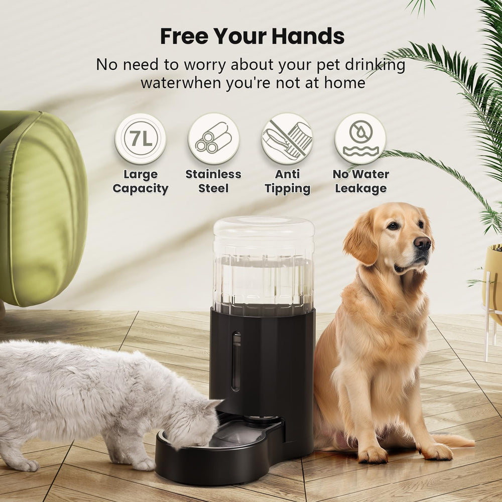 CZPET gravity waterer with visual window for easy water monitoring.