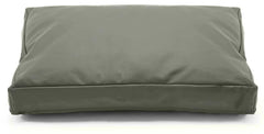 Dalema dog bed cover assembled demonstrates a ready-to-use DIY bed option.