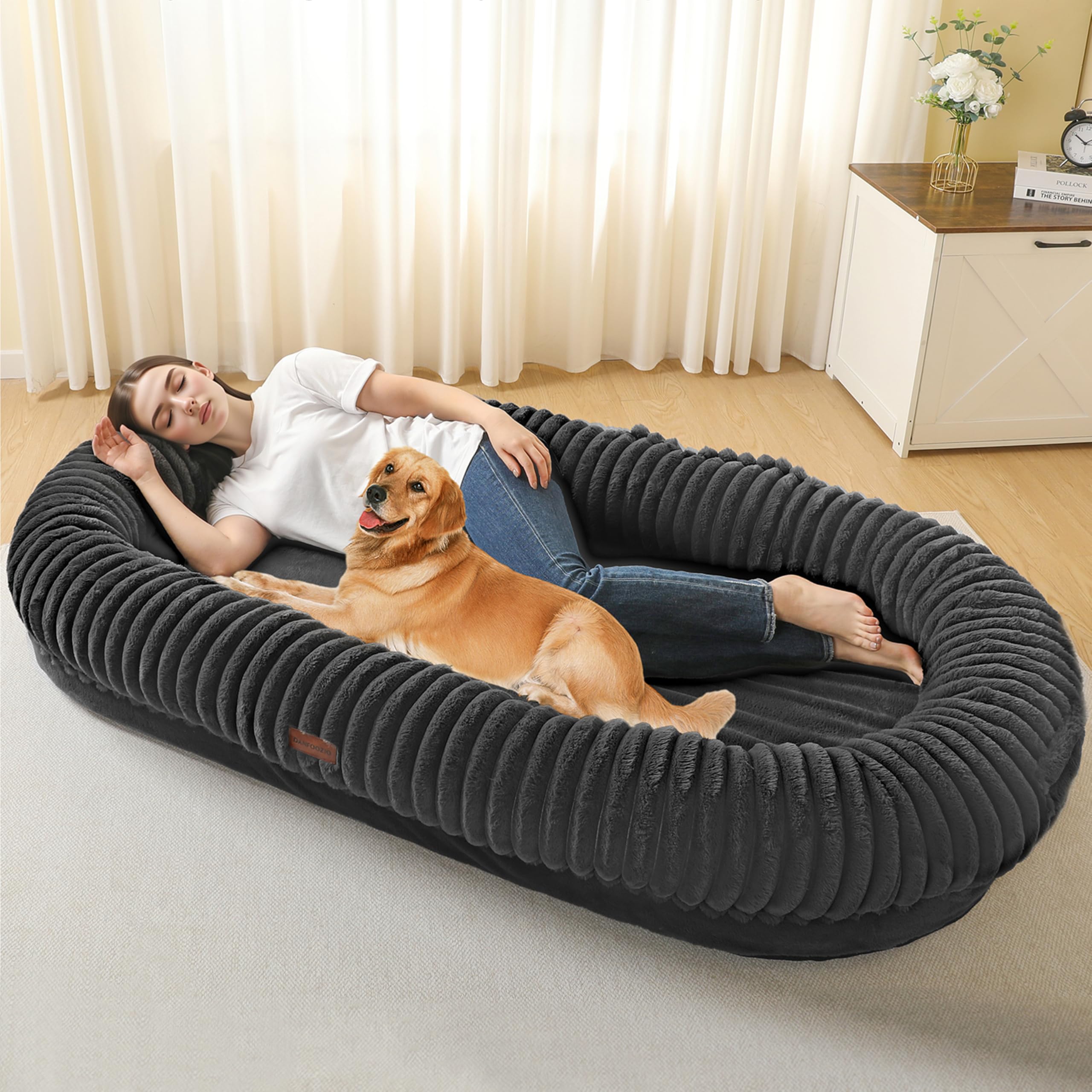 DANFOOZIO extra-large dog bed setup highlights shared space for comfort and companionship during naps.