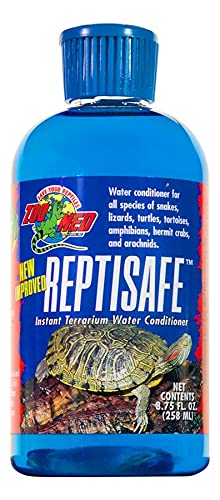 DBDPet ReptiSafe bottle pour supports reptile hydration in terrariums.
