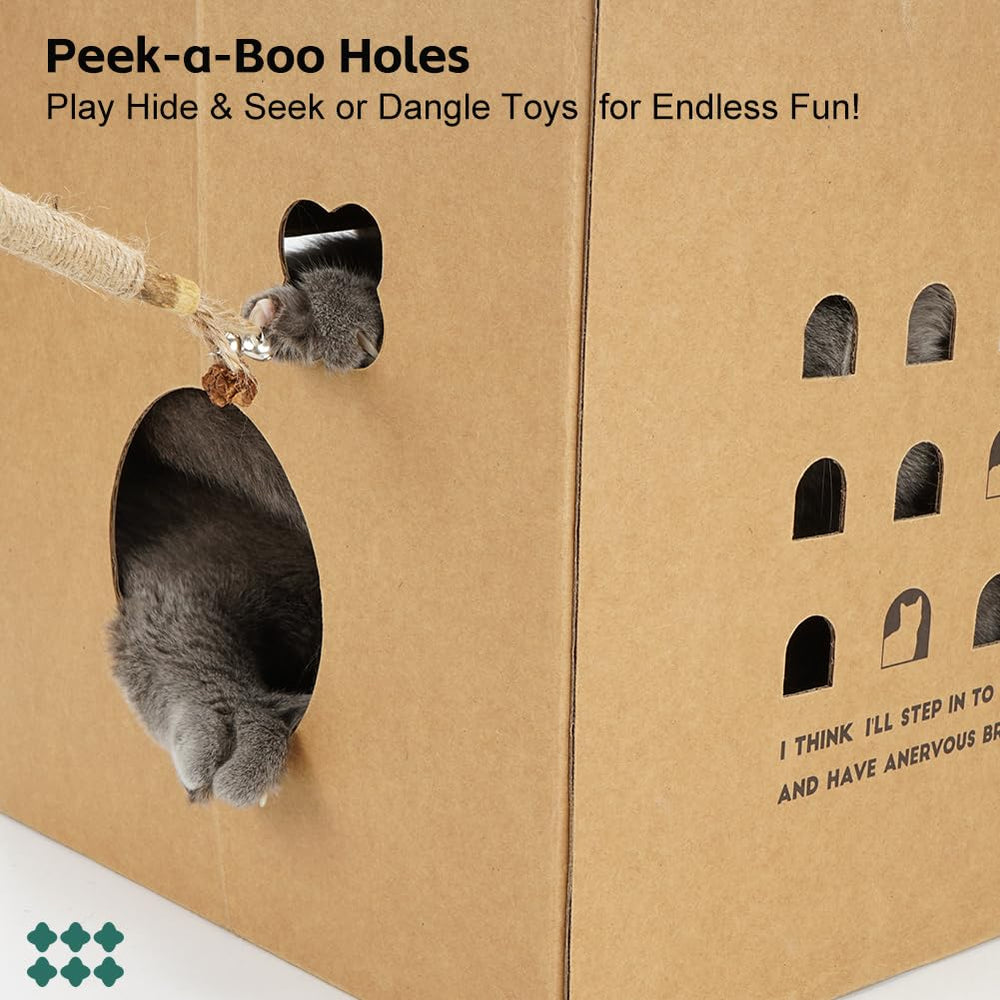 Wide entrance and spacious interior suited for larger cats by Deamoser.