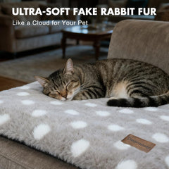 Deamoser self warming cat mat 29-5x18-9 cover offers roomy space for larger cats.