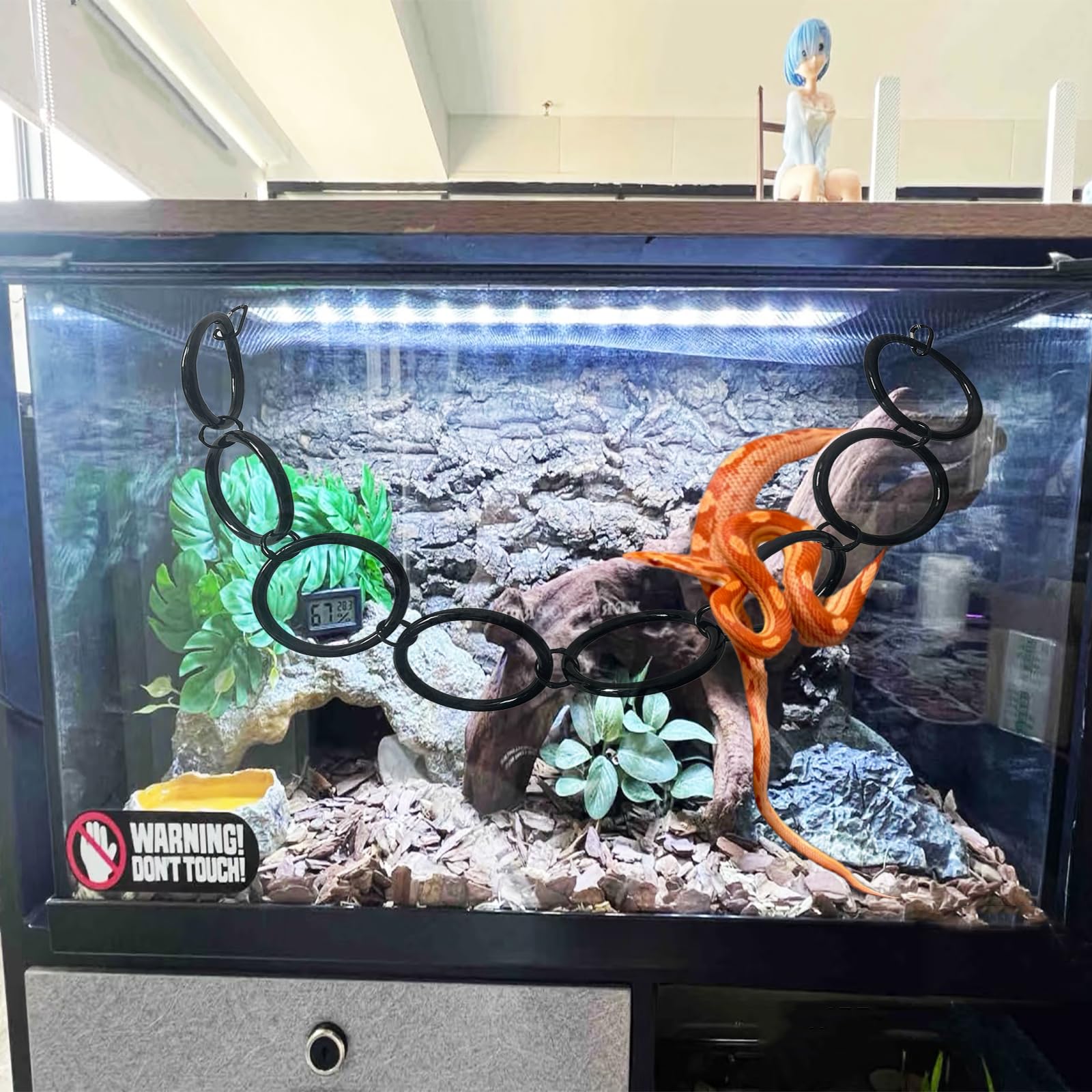 Delllala climbing-chain-toy-assembly shows arches and ladders for small reptiles