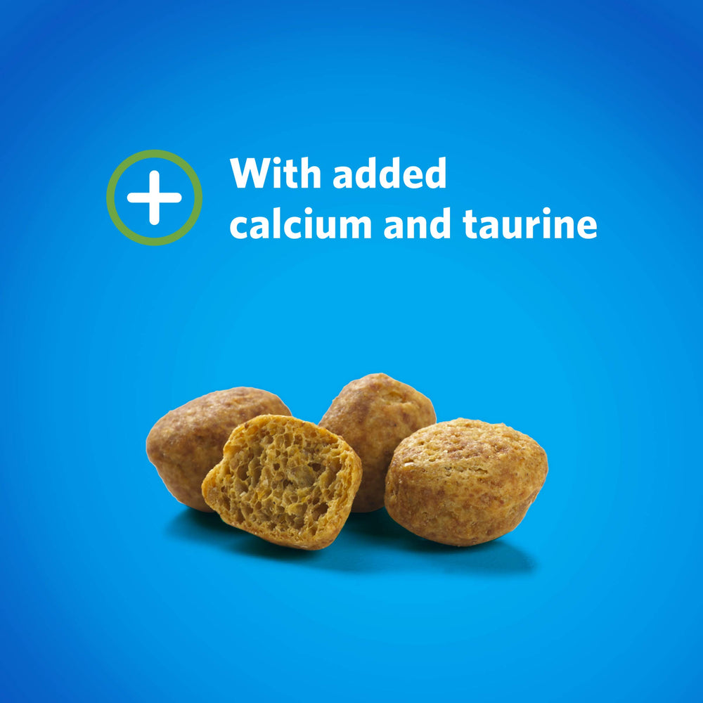 Dentalife Purina DentaLife with added calcium and taurine for balanced nutrition.