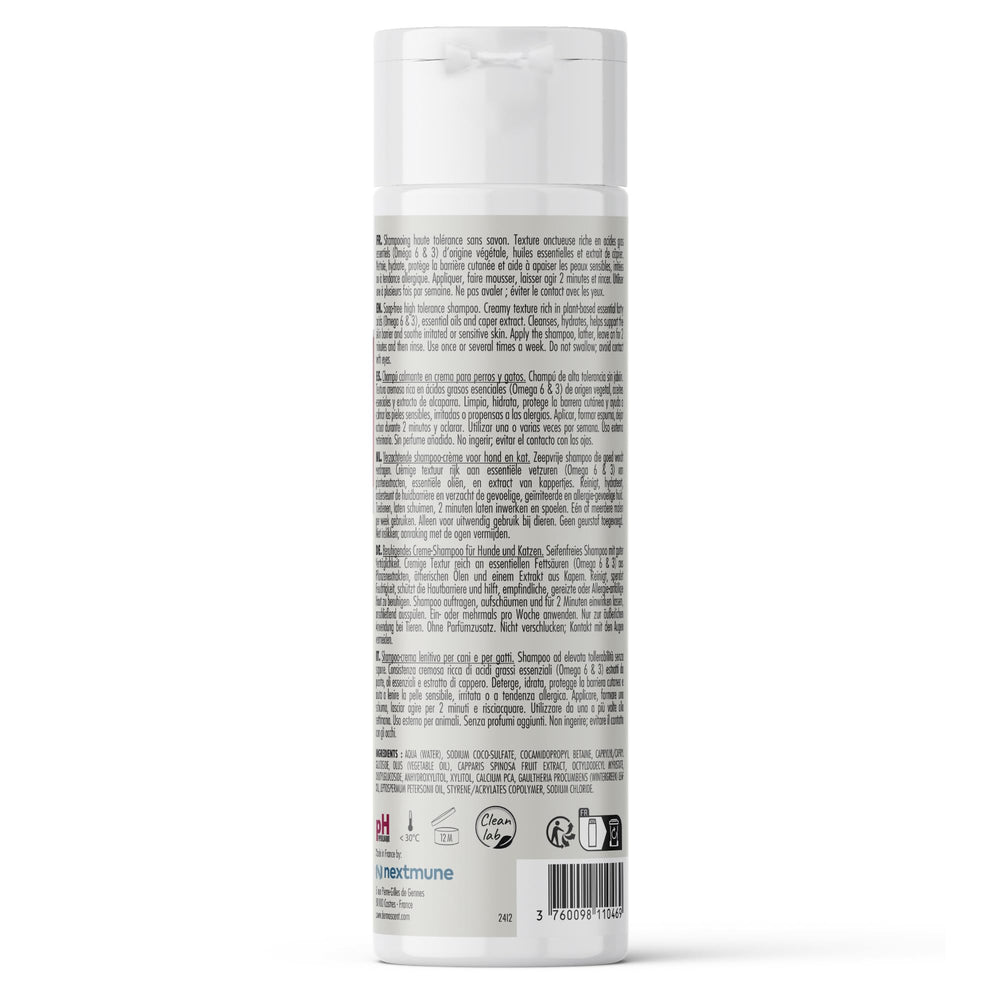 Dermoscent ATOP 7 Shampoo foamy lather demonstrates cleansing and skin barrier support