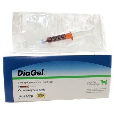 DiaGel dispense-closeup highlights convenient gel release from the syringe.