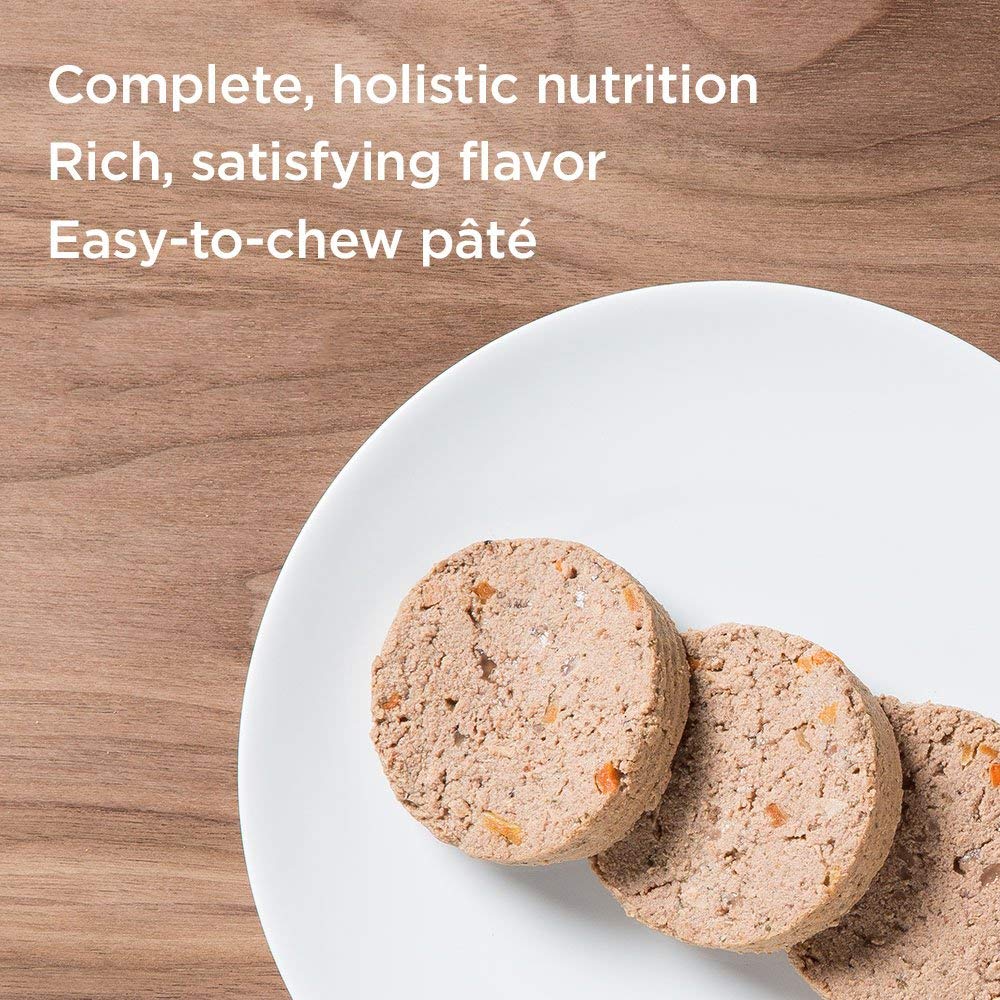 Diamond Naturals Chicken Dinner Can ingredient closeup shows cranberries and pumpkin