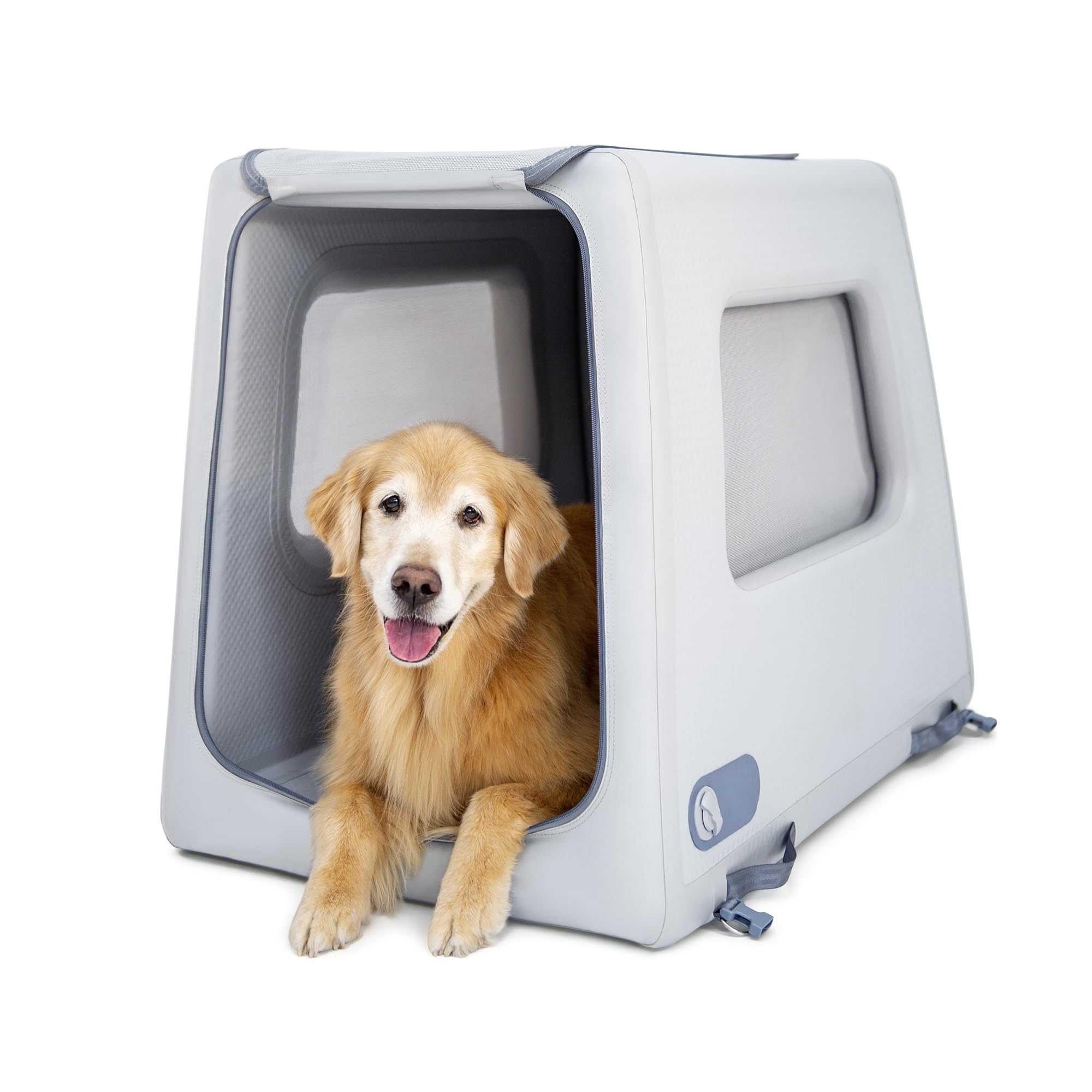 Diggs Enventur inflatable crate during quick on-the-go setup.