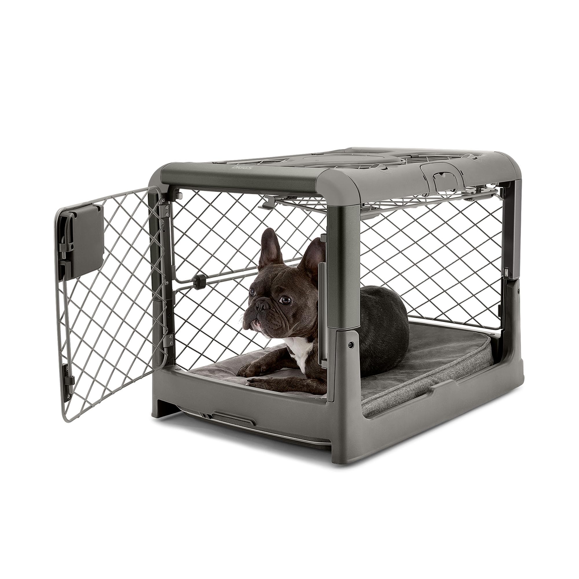 Diggs Revol crate with wheels for easy transport between rooms and car trips.