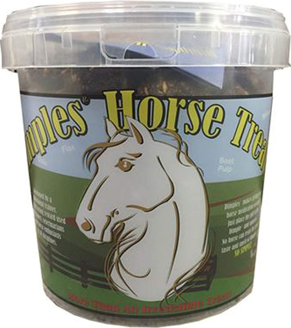 Dimples Horse Treats pill-dimple pack demonstrates medicated treat pockets for easy meds in horses.