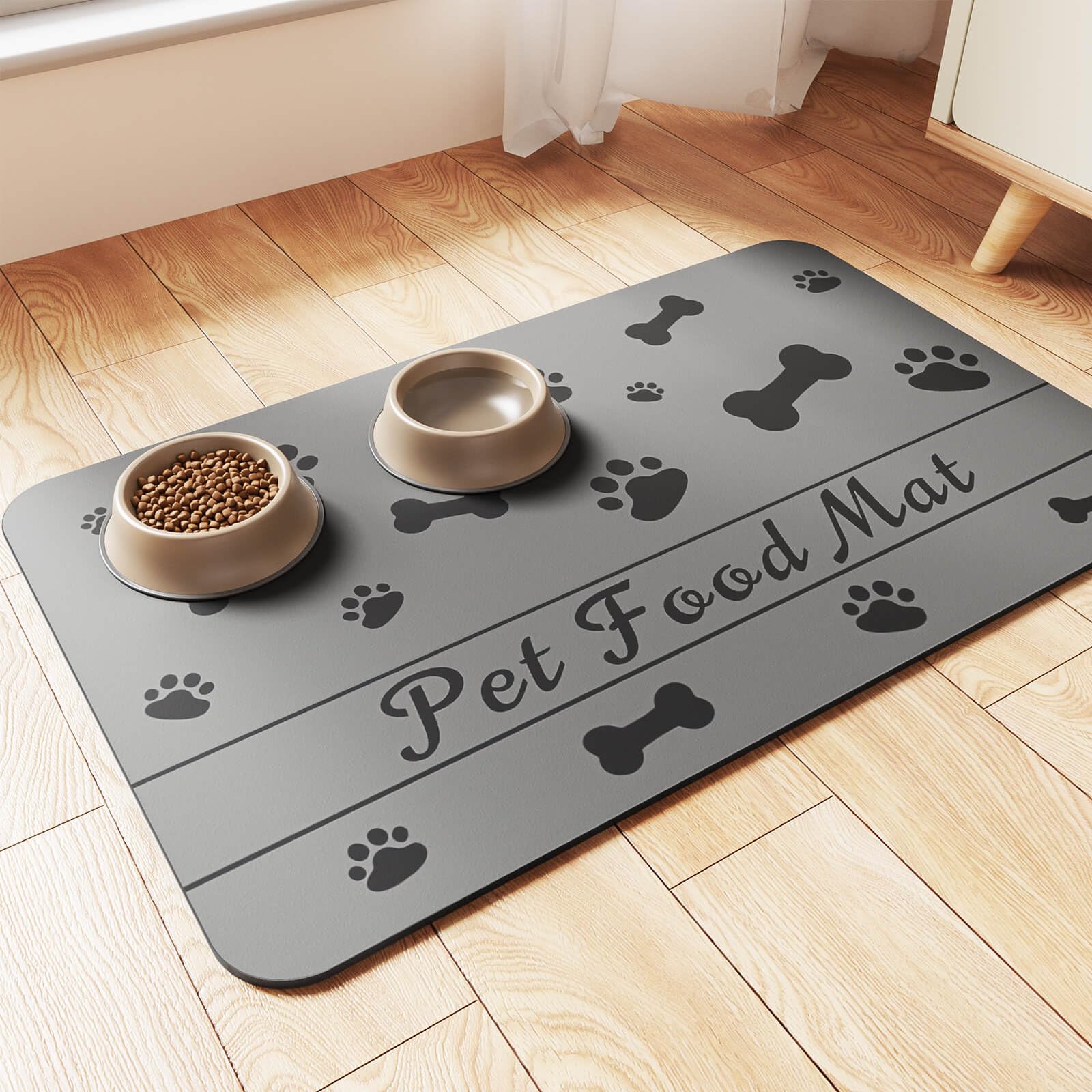 DK177 pet feeding mat absorbent surface showing spill control during meals.