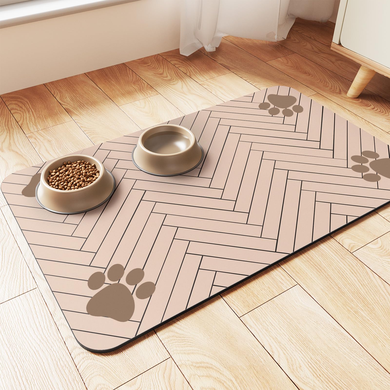 DK177 Pet Feeding Mat absorbent-waterproof-back protects floors from spills.