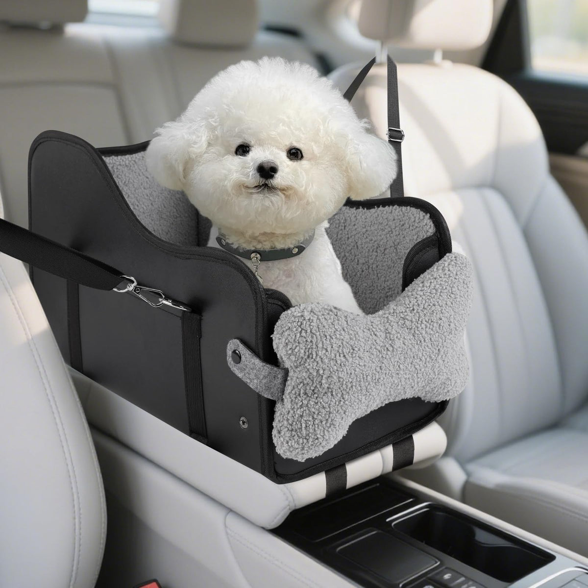 DMDMBSR dog car seat in console view with soft cushion for small dogs