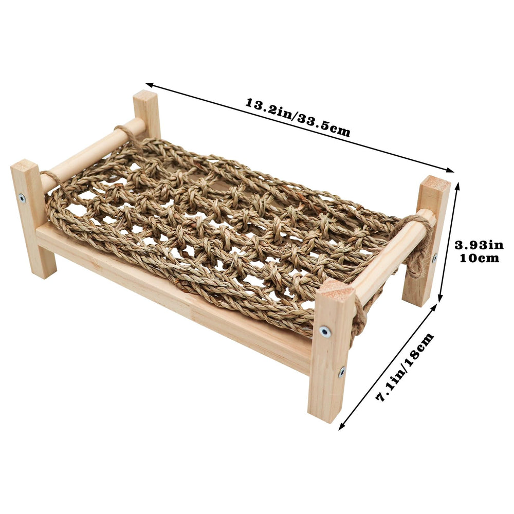 Dnoifne Small animal hammock setup shows versatile climbing and lounging.