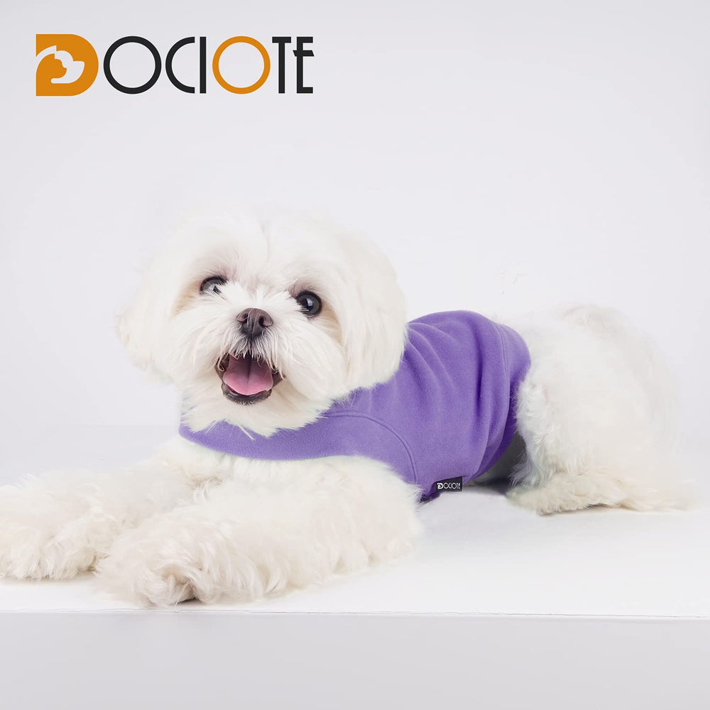 Dociote soft fleece cat sweatshirt demonstrates cozy warmth for cats in chilly weather