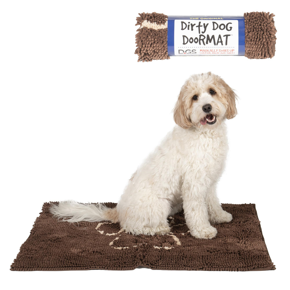 Dog Gone Smart Dirty Dog Doormat absorption closeup shows rapid water uptake for muddy paws