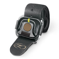 Dogtra HANDSFREE Square wrist control for discreet training during outdoor walks.