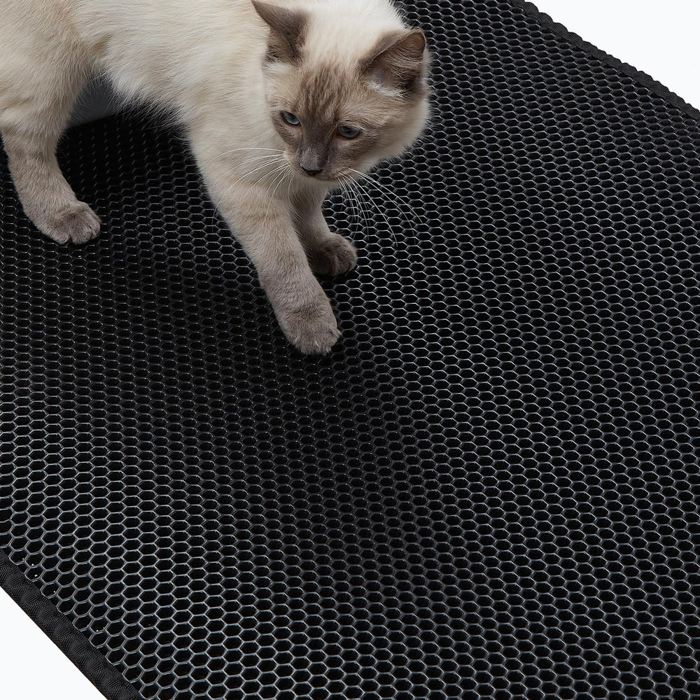 DOTPURFECT Cat Litter Mat traps litter and reduces scatter effectively.