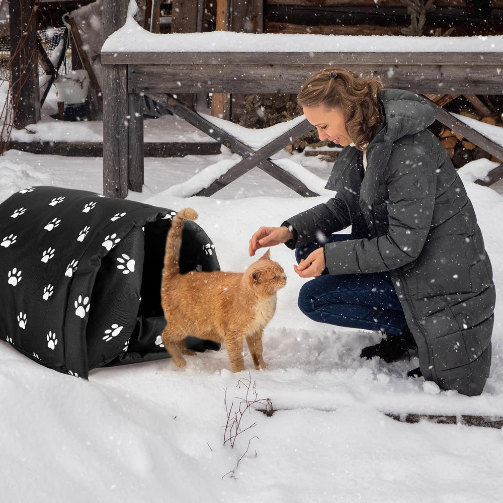 DoubleFill portable pet shelter ready for travel and outdoor outings