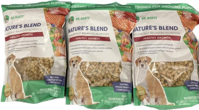 Dr. Marty Nature's Blend Healthy Growth puppy packaging (48 oz) supports growth with a convenient three-bag kit.