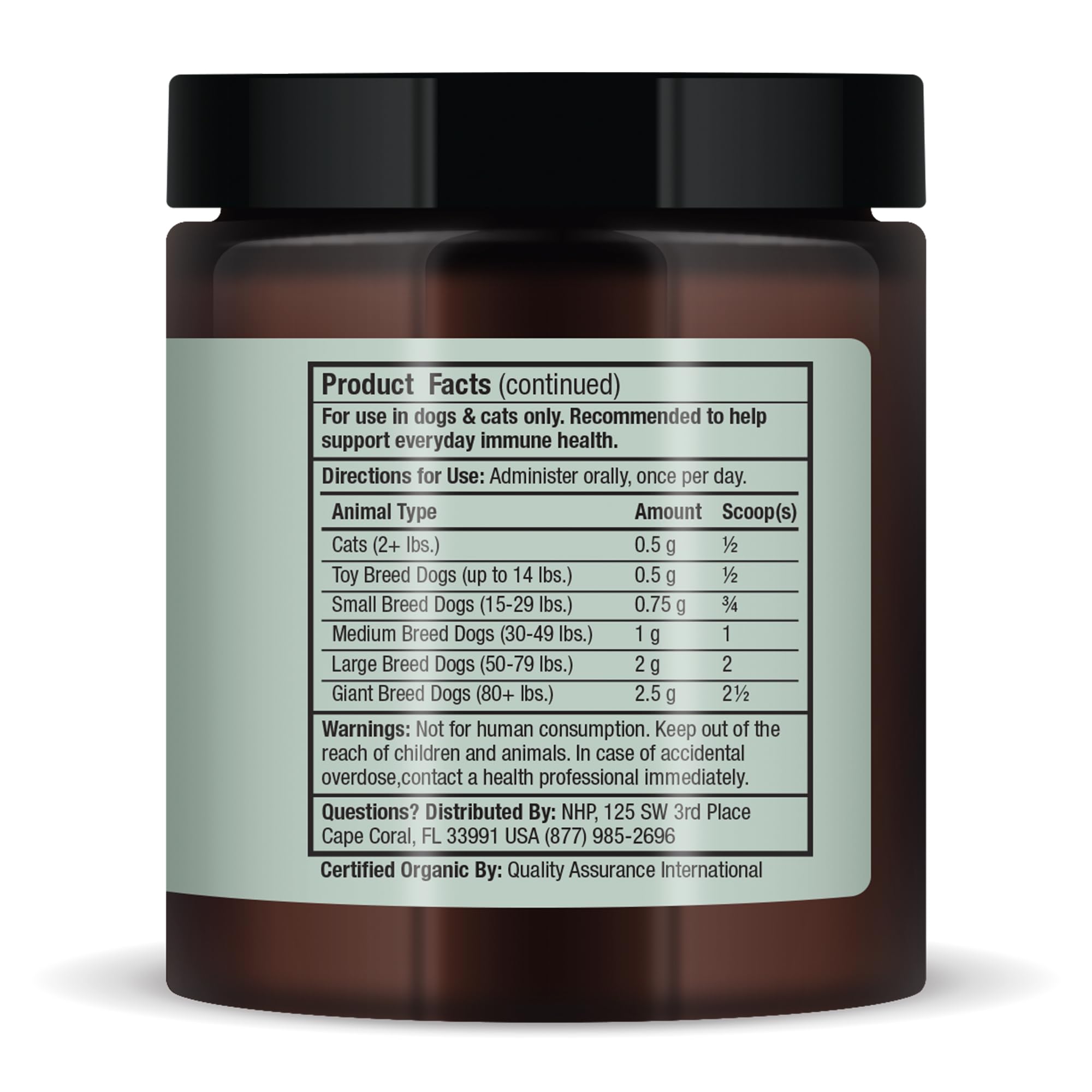 Bark & Whiskers bottle label emphasizes clean ingredients and gluten-free formulation.
