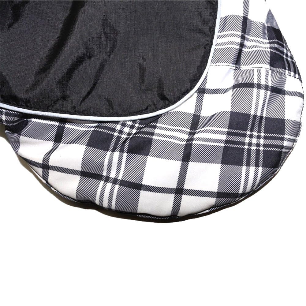 DroolingDog plaid-pattern coat adds stylish warmth for winter outings.