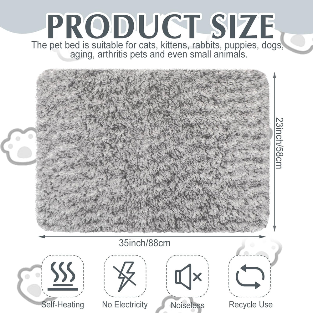 Drydiet self-warming cat pad gray soft-top close-up highlights cuddly fabric for snuggling