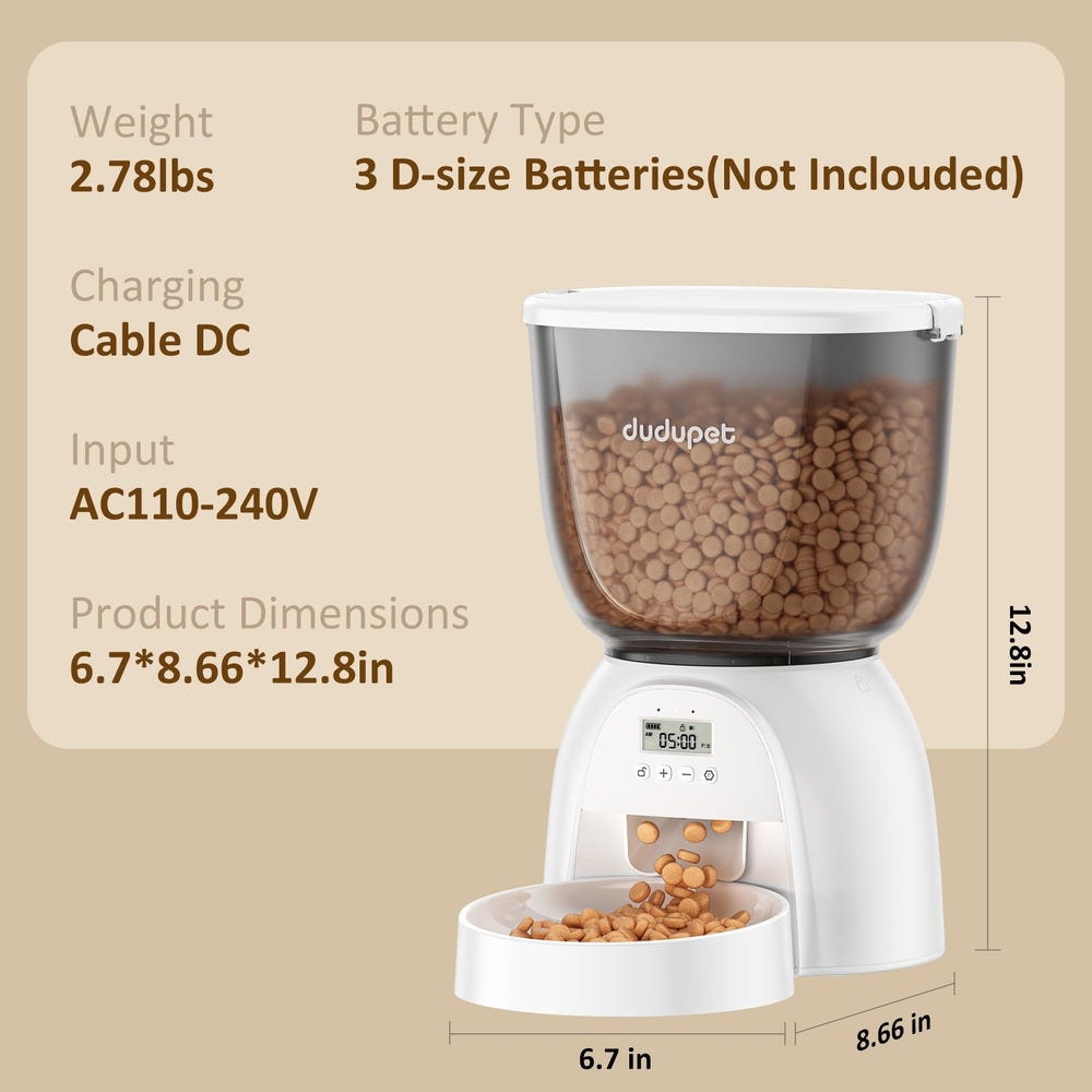 DUDUPET 5L cat feeder in-use on a calm feeding schedule.