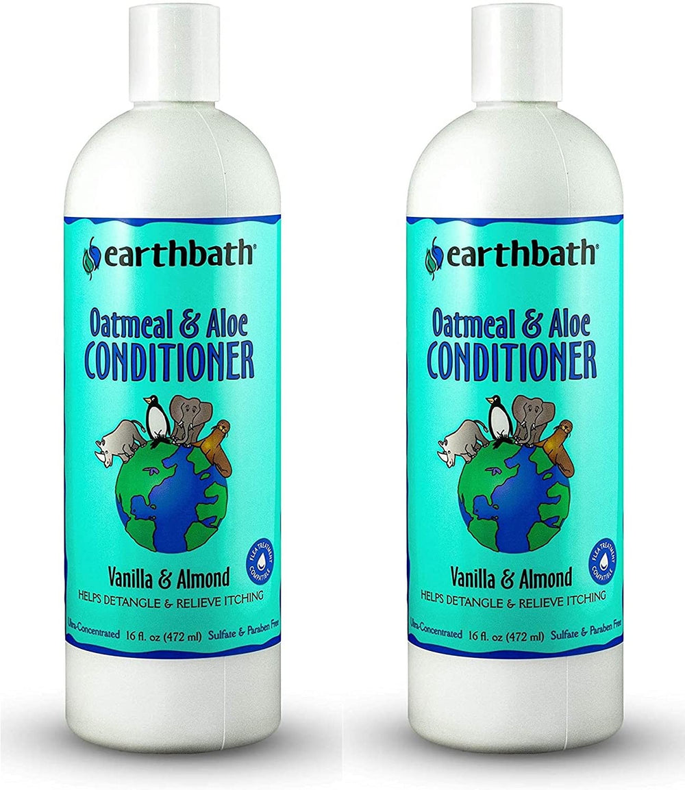 earthbath Oatmeal & Aloe Conditioner bottle pour demonstrates gentle detangling for irritated skin during baths