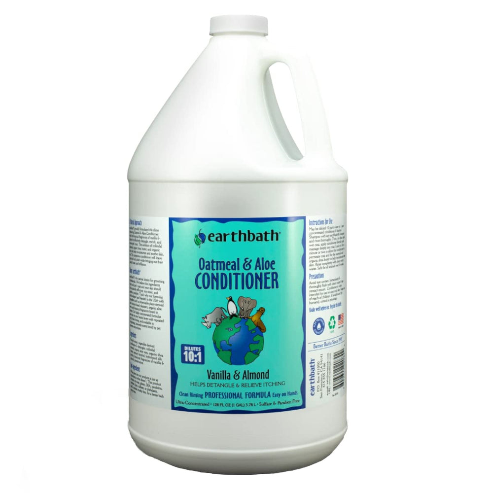 earthbath oatmeal and aloe dog conditioner bottle for soothing coat and detangling
