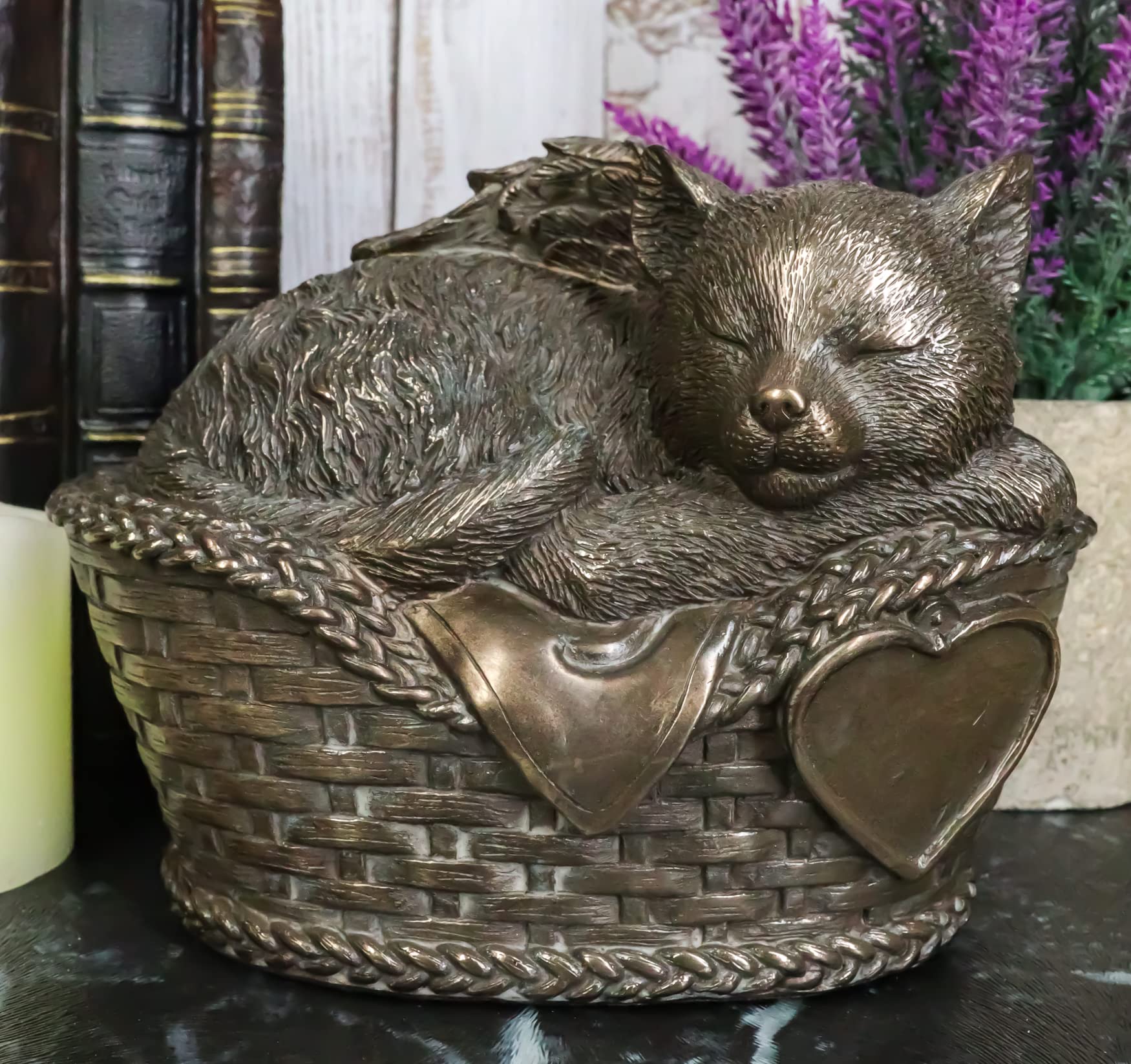 Ebros Gift pet-memorial-figurine-cat stands as a comforting keepsake for bereaved owners.
