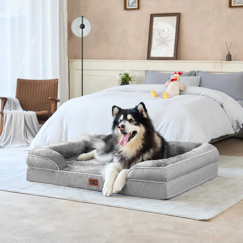 EHEYCIGA bed shown in living room setting for easy home integration
