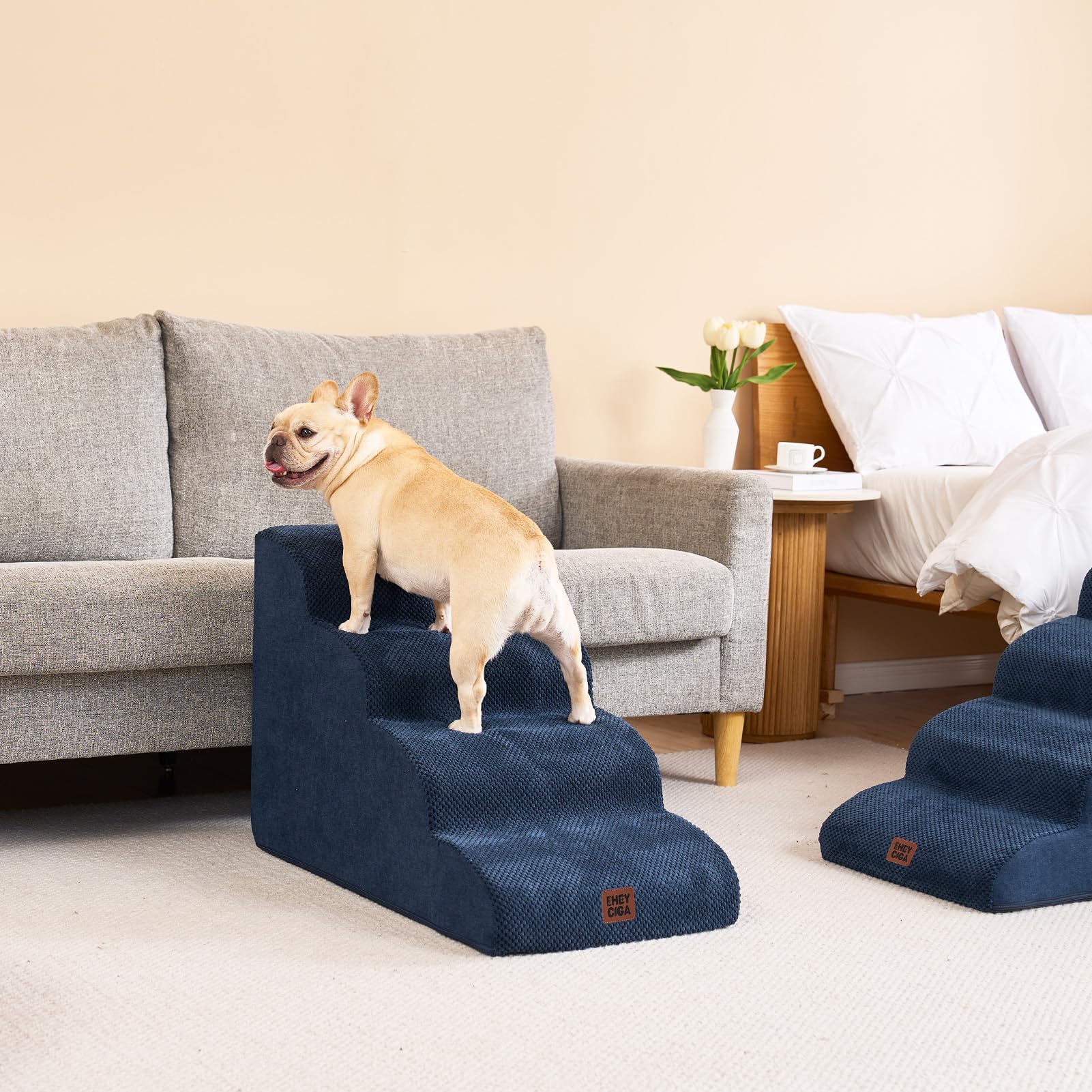 EHEYCIGA curved dog stairs ideal for indoor use near beds.