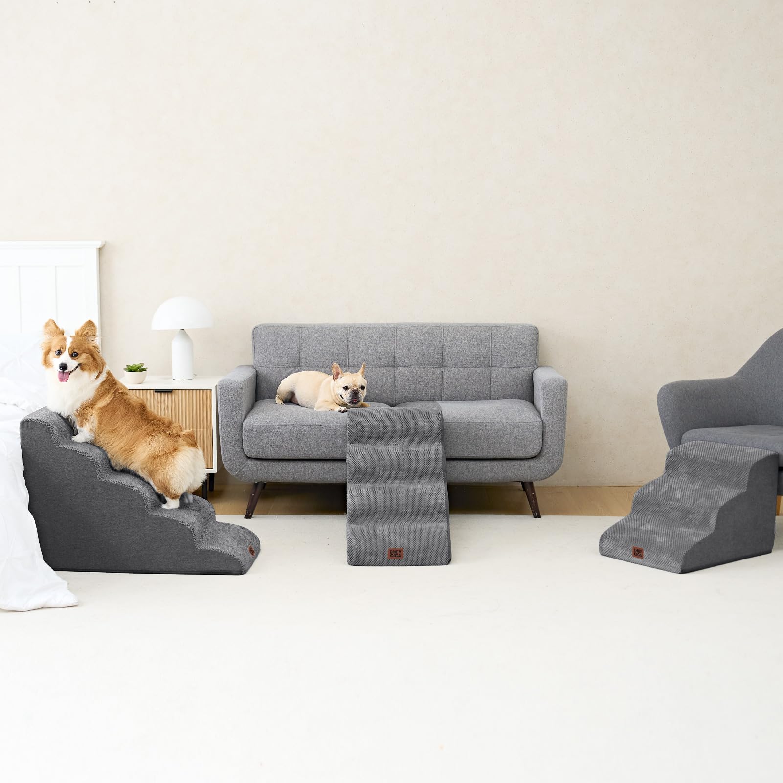 EHEYCIGA curved dog stairs non-slip texture shown for secure grip