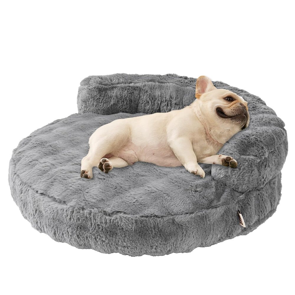 EHEYCIGA front view of the bed shows plush faux fur for cloud-soft lounging