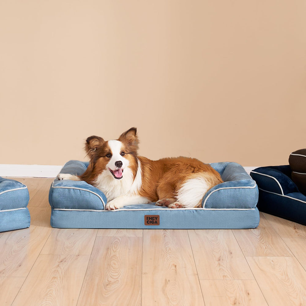 EHEYCIGA orthopedic dog bed soft-fleece-surface feels warm and inviting for snuggles.