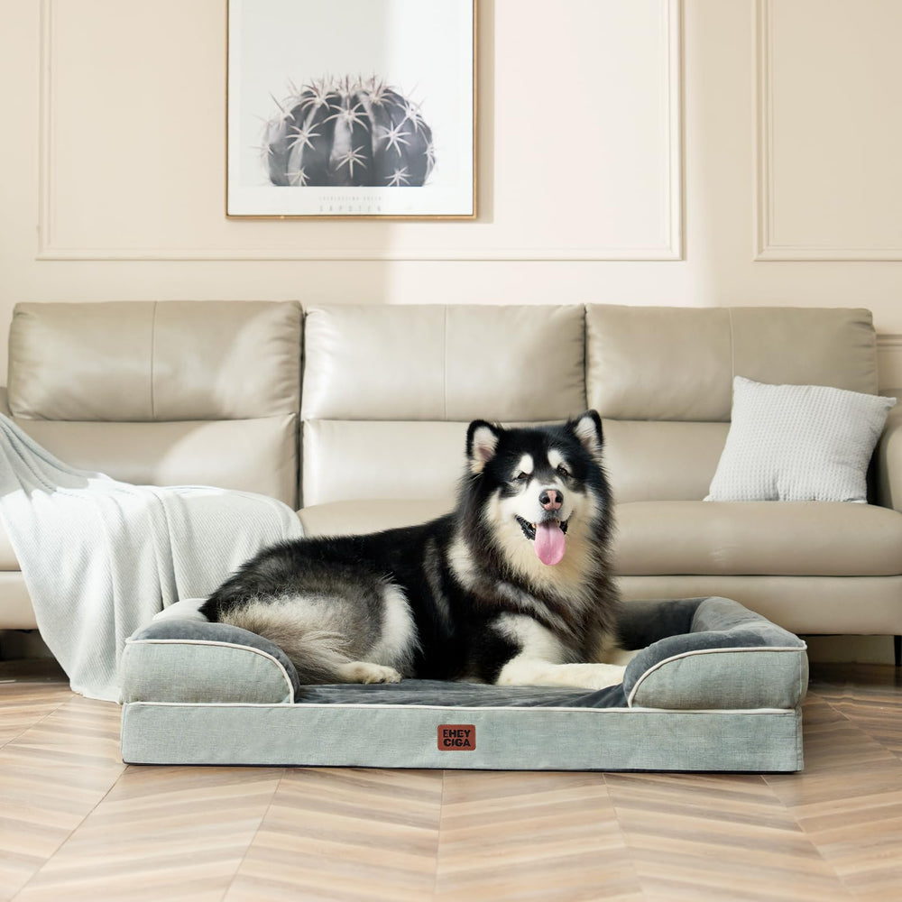 EHEYCIGA plush fleece surface provides a soft, inviting place to rest